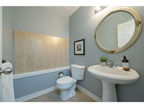 2340 Meadowgate Boulevard, London, ON - Indoor Photo Showing Bathroom