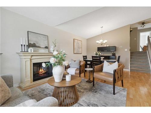 232 Oldham Street, London, ON - Indoor Photo Showing Living Room With Fireplace