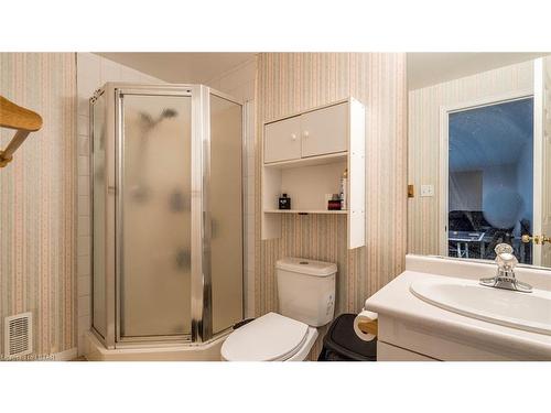 5-1241 Beaverbrook Avenue, London, ON - Indoor Photo Showing Bathroom