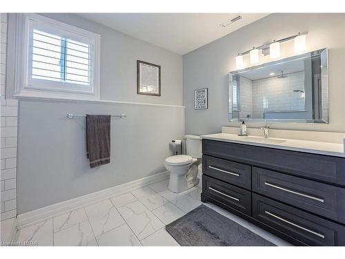 22 Edgewell Crescent, St. Thomas, ON - Indoor Photo Showing Bathroom