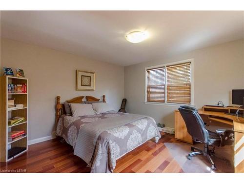 9-1777 Highbury Avenue N, London, ON - Indoor Photo Showing Bedroom