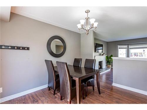 11 Monterey Crescent, London, ON - Indoor Photo Showing Dining Room