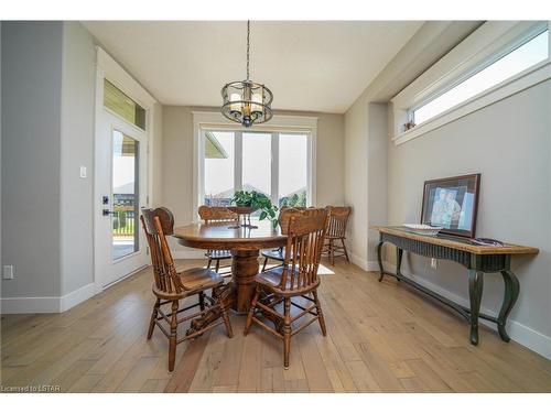 66 Deerfield Road, Grand Bend, ON - Indoor Photo Showing Dining Room