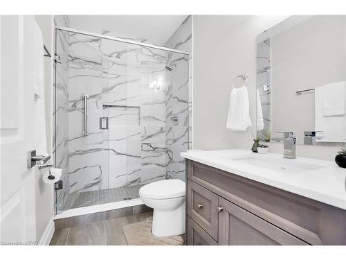 151 Mcleod Street Street, Parkhill, ON - Indoor Photo Showing Bathroom