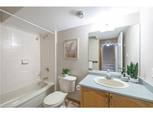 65 Herford Street, Tillsonburg, ON - Indoor Photo Showing Bathroom