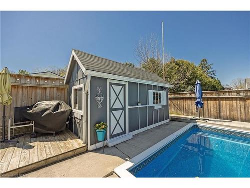 456 Regal Drive, London, ON - Outdoor With In Ground Pool With Deck Patio Veranda With Exterior