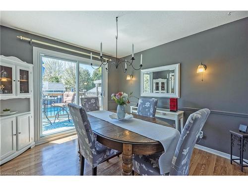 456 Regal Drive, London, ON - Indoor Photo Showing Dining Room