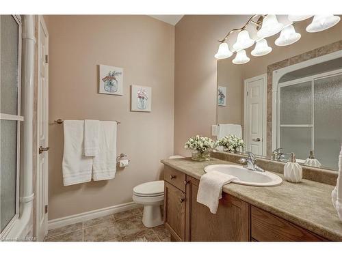 16-1 St. John'S Drive, Arva, ON - Indoor Photo Showing Bathroom