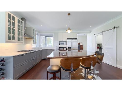 5329 Broadview Avenue, Lambton Shores, ON - Indoor Photo Showing Kitchen