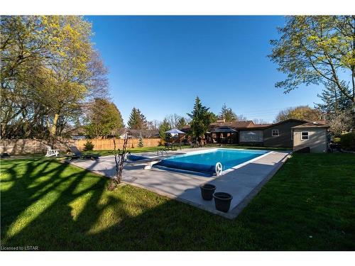 785 Riverside Drive, London, ON - Outdoor With In Ground Pool With Backyard