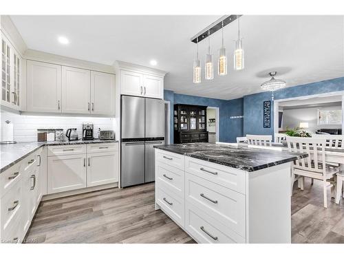 556 Talbot Line E, Aylmer, ON - Indoor Photo Showing Kitchen With Upgraded Kitchen