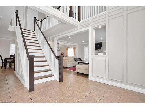 1233 Smithson Court, London, ON - Indoor Photo Showing Other Room