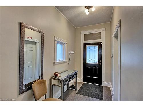 16 Kitchener Avenue, London, ON - Indoor Photo Showing Other Room