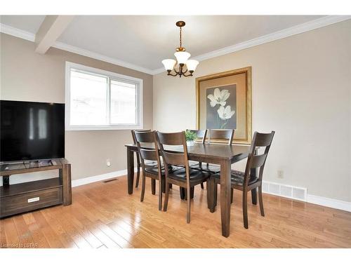 420 Hudson Drive, London, ON - Indoor Photo Showing Dining Room