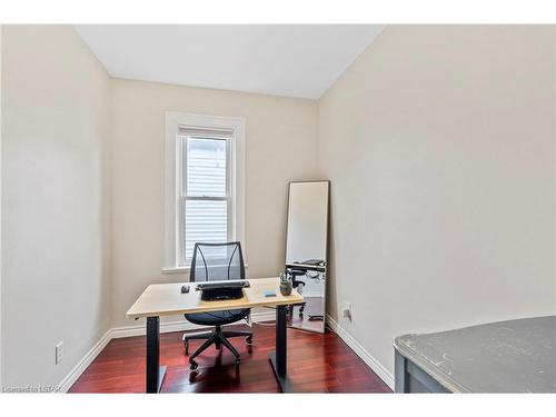 512 Simcoe Street, London, ON - Indoor Photo Showing Office
