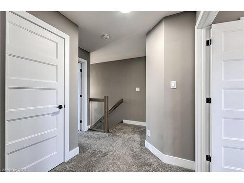 1472 Medway Park Drive, London, ON - Indoor Photo Showing Other Room