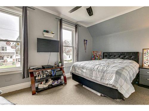 47 Hemlock Street, St. Thomas, ON - Indoor Photo Showing Bedroom