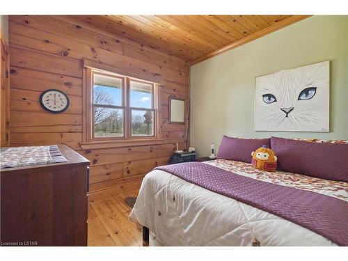 16664 Wyton Drive, Thorndale, ON - Indoor Photo Showing Bedroom