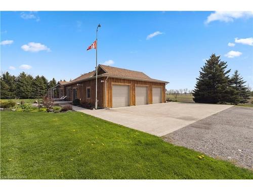 16664 Wyton Drive, Thorndale, ON - Outdoor