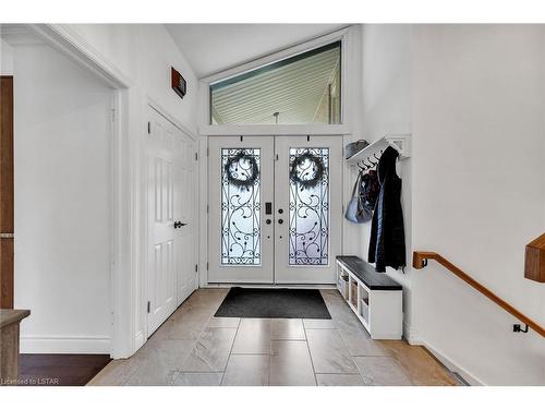 1505 Stoneybrook Crescent, London, ON - Indoor Photo Showing Other Room