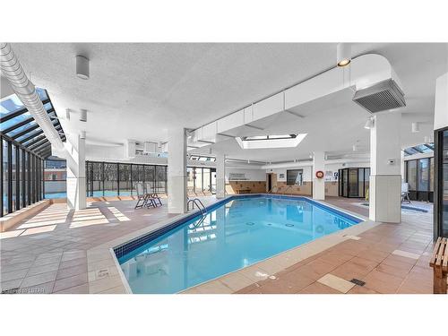2402-323 Colborne Street, London, ON - Indoor Photo Showing Other Room With In Ground Pool