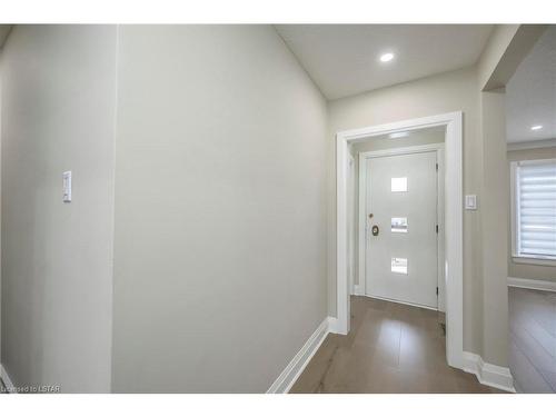 236 Deer Park Circle, London, ON - Indoor Photo Showing Other Room
