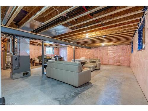 21 Creek Side Place, Grand Bend, ON - Indoor Photo Showing Basement
