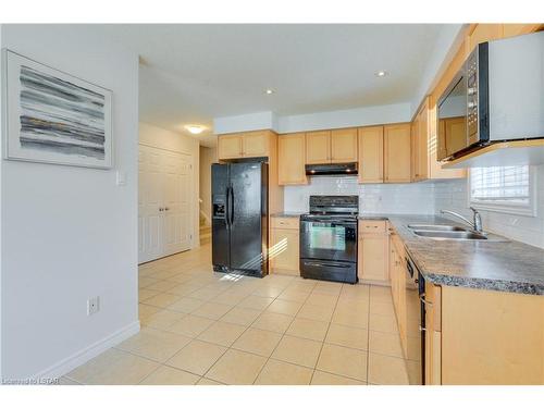 2630 Bateman Trail, London, ON - Indoor Photo Showing Kitchen With Double Sink