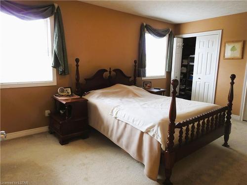 154 Kingfisher Avenue, Woodstock, ON - Indoor Photo Showing Bedroom