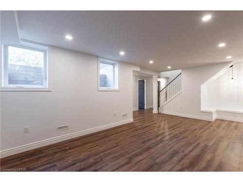 64 Sherwood Avenue, London, ON - Indoor Photo Showing Other Room