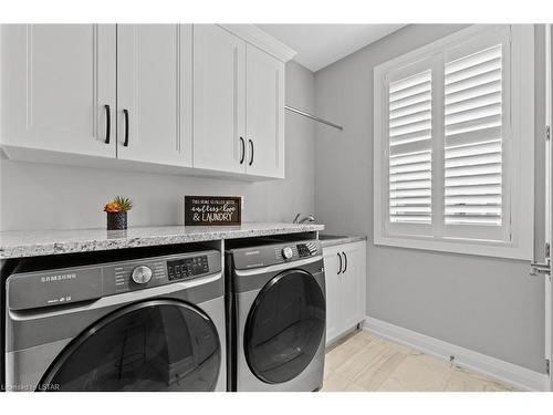 57 Royal Crescent, Southwold, ON - Indoor Photo Showing Laundry Room