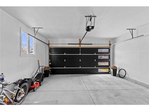57 Royal Crescent, Southwold, ON - Indoor Photo Showing Garage