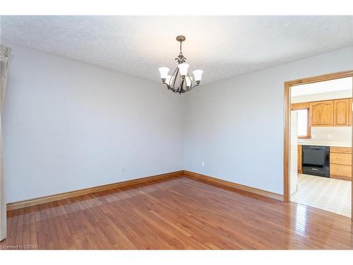 9806 Tower Line Road, Central Elgin (Munic), ON - Indoor Photo Showing Other Room
