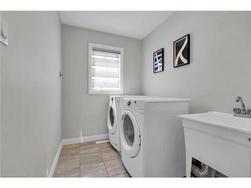 73-2040 Shore Road, London, ON - Indoor Photo Showing Laundry Room