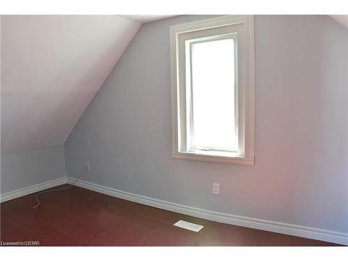 21 Miller Street, St. Thomas, ON - Indoor Photo Showing Other Room
