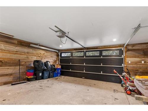 26 Sylvan Drive, Cambridge, ON - Indoor Photo Showing Garage