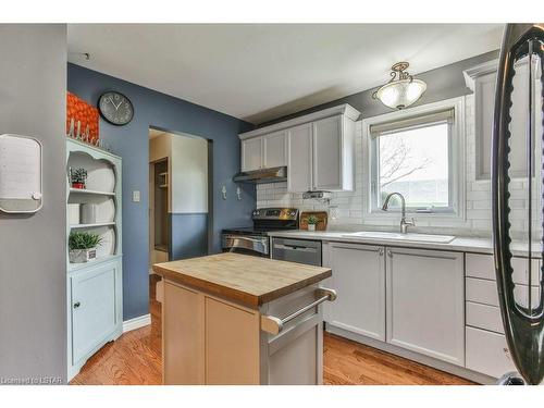 23-511 Admiral Drive, London, ON - Indoor Photo Showing Kitchen