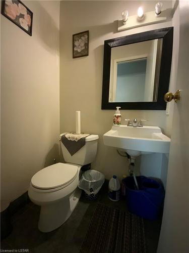 33-577 Third Street, London, ON - Indoor Photo Showing Bathroom