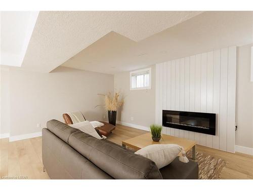 2 Eula White Place, London, ON - Indoor Photo Showing Living Room With Fireplace