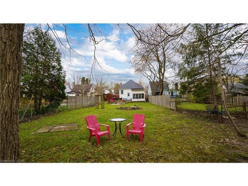 64 Elmwood Place, London, ON - Outdoor With Backyard