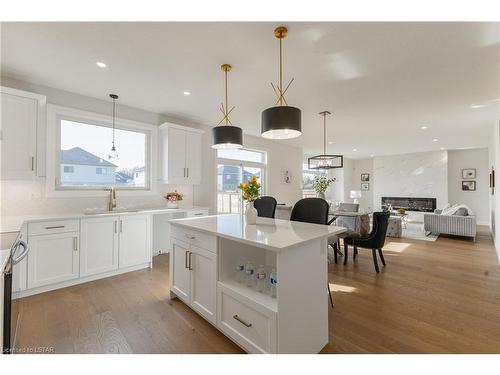 2 Spruce Crescent, Parkhill, ON - Indoor Photo Showing Kitchen With Upgraded Kitchen