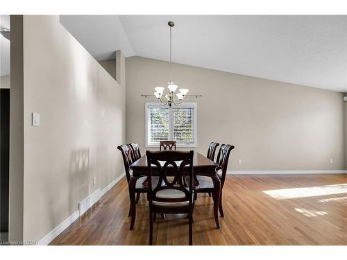 55-588 Thistlewood Drive, London, ON - Indoor Photo Showing Dining Room