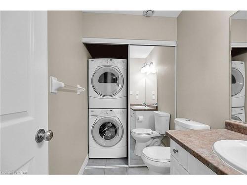 55-588 Thistlewood Drive, London, ON - Indoor Photo Showing Laundry Room