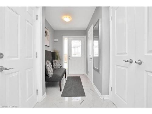 1061 Eagletrace Drive, London, ON - Indoor Photo Showing Other Room