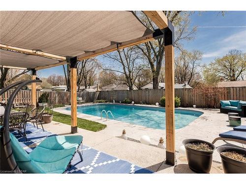 1348 Glenora Drive, London, ON - Outdoor With In Ground Pool With Backyard