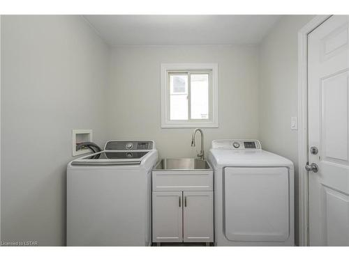 1870 Bayswater Crescent, London, ON - Indoor Photo Showing Laundry Room