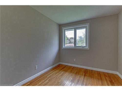 83 Antrim Crescent, London, ON - Indoor Photo Showing Other Room