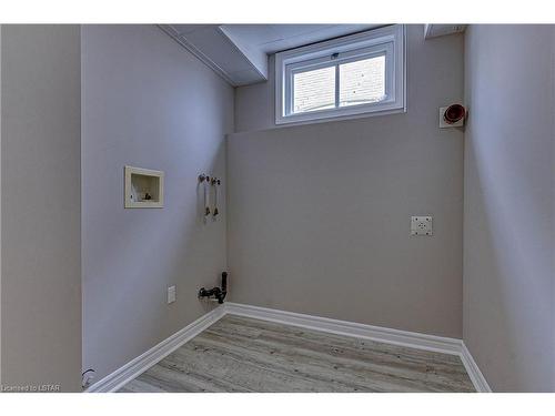 83 Antrim Crescent, London, ON - Indoor Photo Showing Other Room