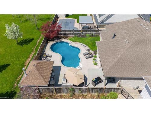 242 East Rivertrace Walk, London, ON - Outdoor With In Ground Pool