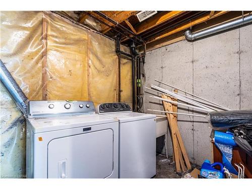 32-190 Fleming Drive, London, ON - Indoor Photo Showing Laundry Room